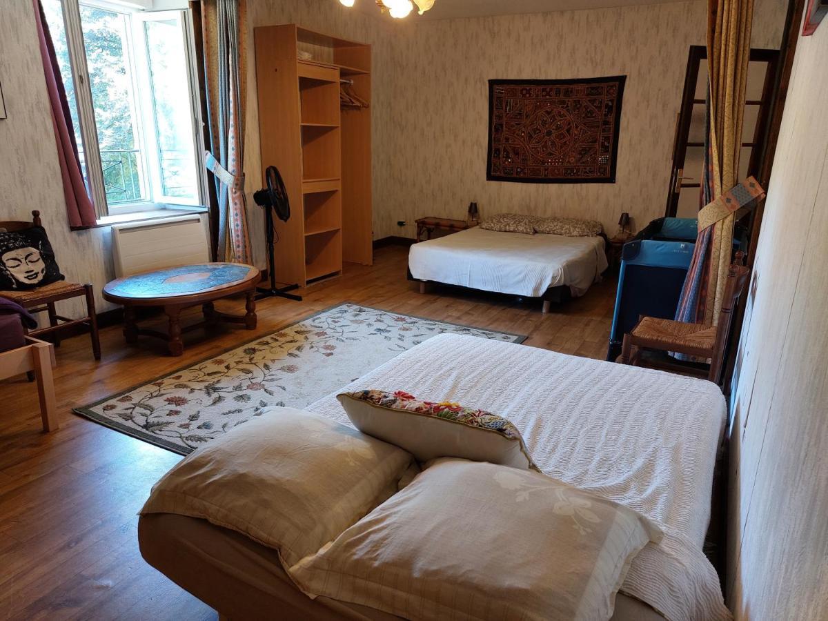 Chambre Familiale Treignac Екстер'єр фото